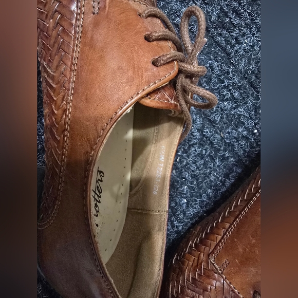 Trotters Lizzie Herringbone Brown Cognac Oxford  Shoes Women - Picture 8 of 9